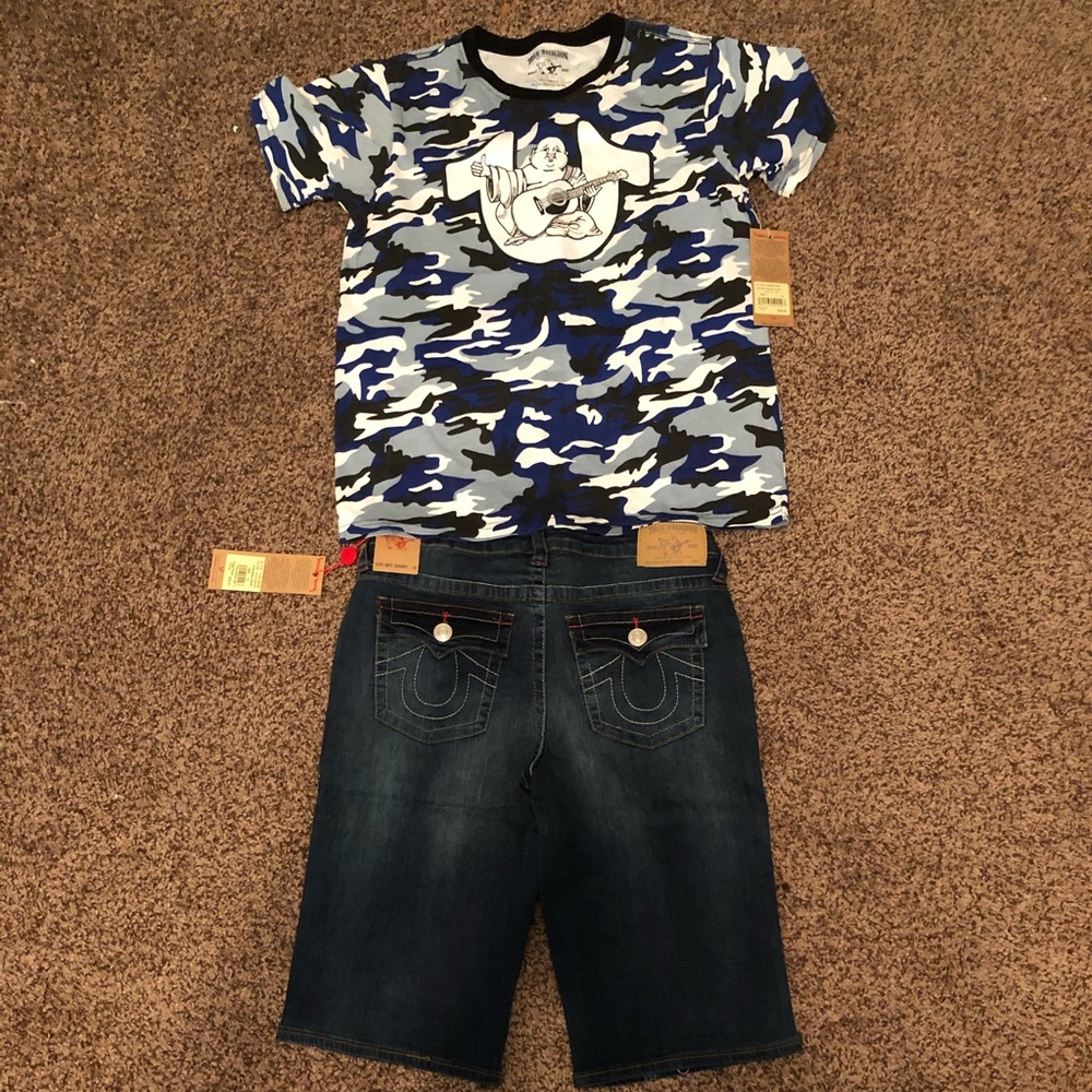 Reg. $100 True Religion Set